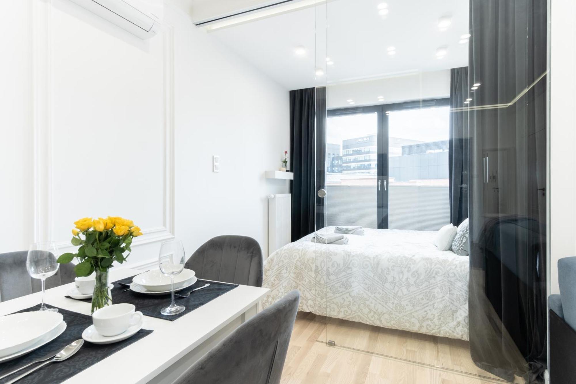 Lovely Flat Fabryczna Street Ac Free Parking Cracovia Exterior foto